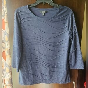 Simply Vera Wang Women's Navy Textured Top Size Medium